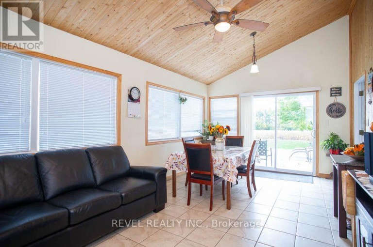 572 CONCESSION 6 TOWNSEND, Norfolk (Waterford), Ontario, N0E1Y0