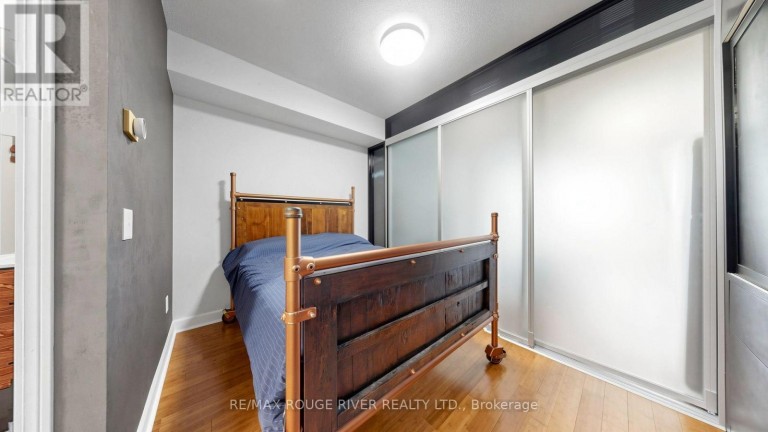 322 - 25 COLE STREET, Toronto (Regent Park), Ontario, M5A4M3