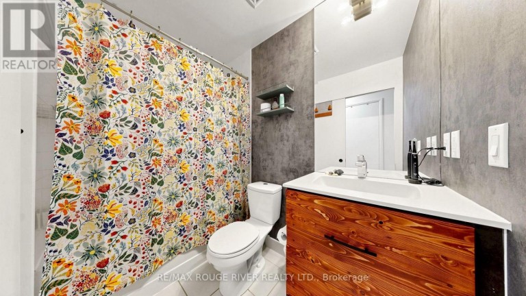 322 - 25 COLE STREET, Toronto (Regent Park), Ontario, M5A4M3