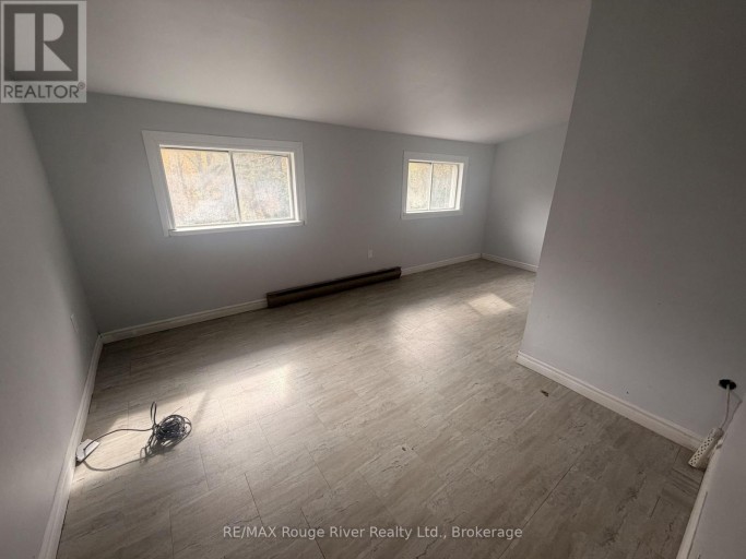 11 EDGEWOOD DRIVE, Kawartha Lakes (Verulam), Ontario, K0M1N0