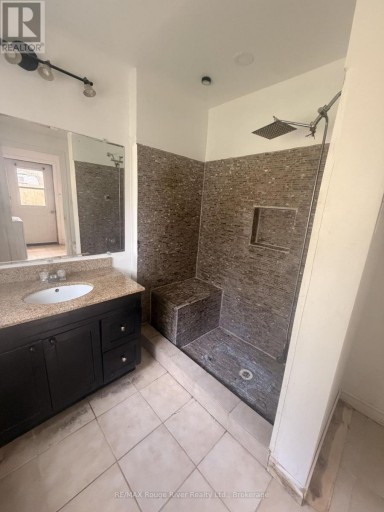 11 EDGEWOOD DRIVE, Kawartha Lakes (Verulam), Ontario, K0M1N0