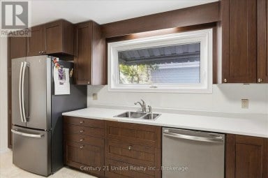 509 BONACCORD STREET Peterborough (Town Ward 3) Ontario photo 17