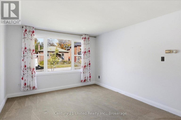 509 BONACCORD STREET, Peterborough (Town Ward 3), Ontario, K9H3A8