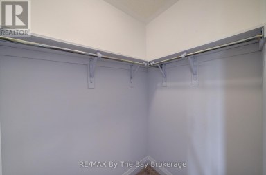 56 AMBER DRIVE Wasaga Beach Ontario photo 24