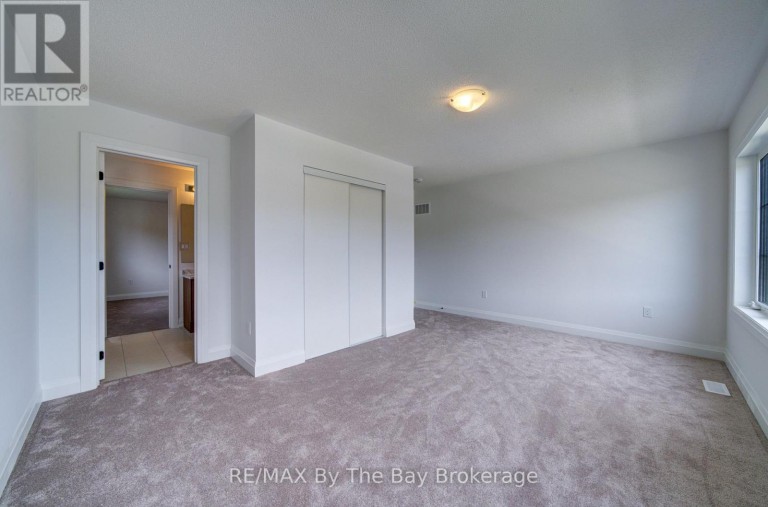 56 AMBER DRIVE, Wasaga Beach, Ontario, L9Z0R9