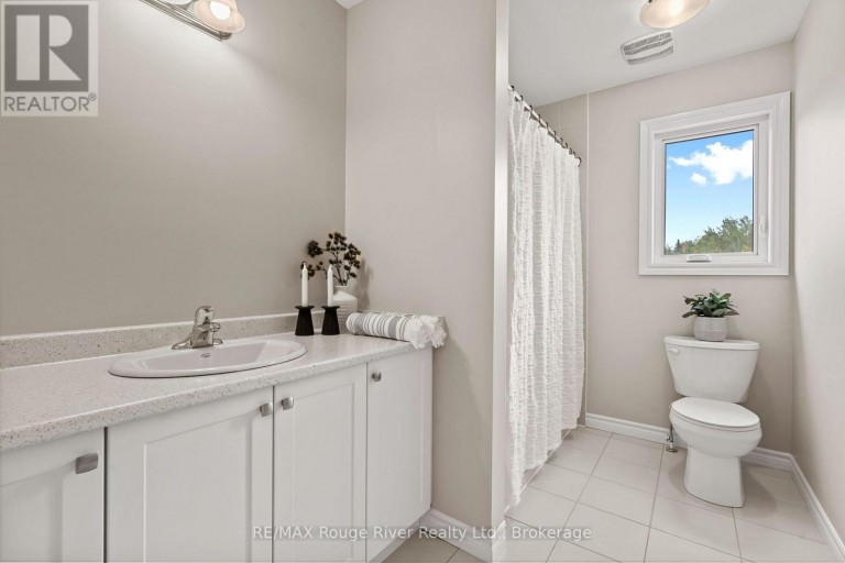 270 LYLE DRIVE, Clarington (Bowmanville), Ontario, L1C4T9