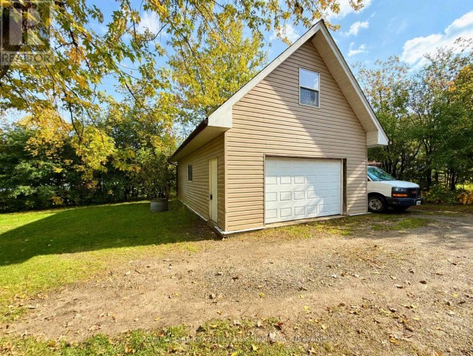 18 LAKEVIEW BOULEVARD, Kawartha Lakes (Little Britain), Ontario, K0M2C0