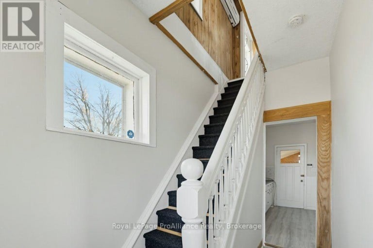 533 AVONLOUGH ROAD, Belleville (Belleville Ward), Ontario, K8N4Z2