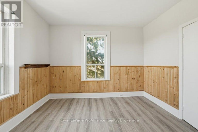 533 AVONLOUGH ROAD, Belleville (Belleville Ward), Ontario, K8N4Z2