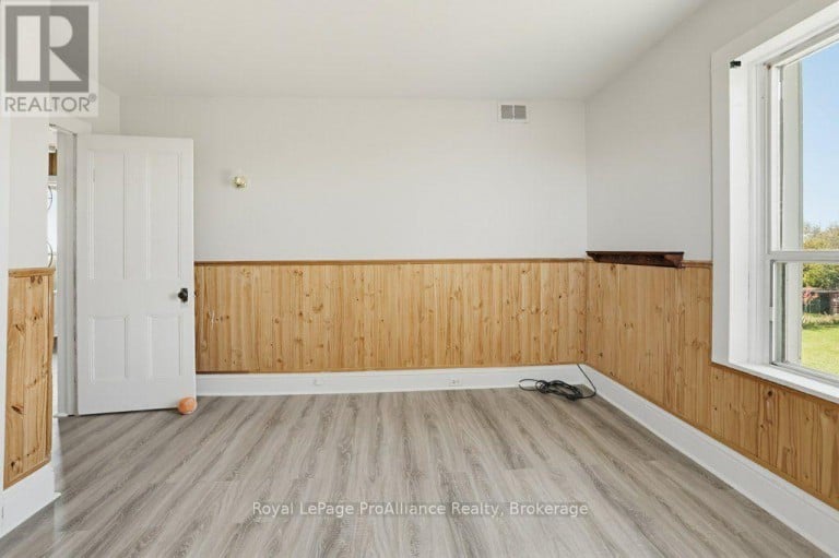 533 AVONLOUGH ROAD, Belleville (Belleville Ward), Ontario, K8N4Z2