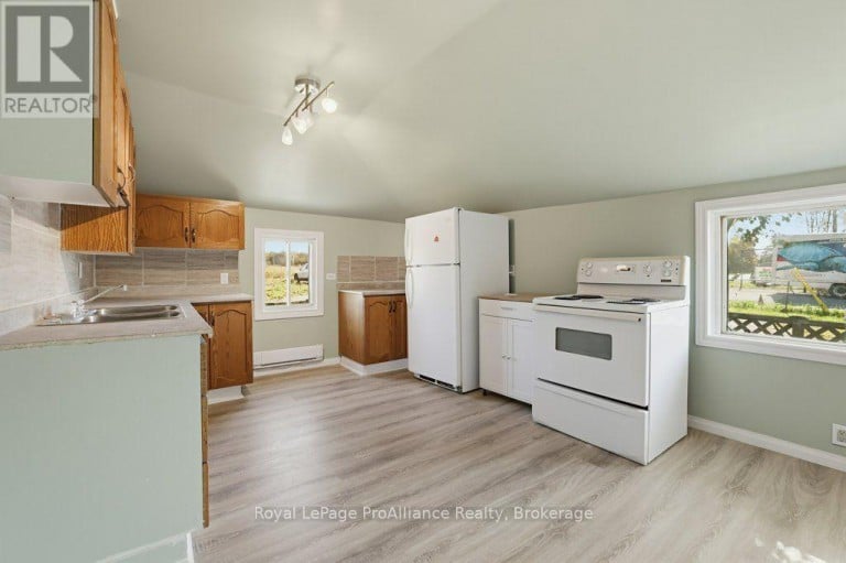 533 AVONLOUGH ROAD, Belleville (Belleville Ward), Ontario, K8N4Z2