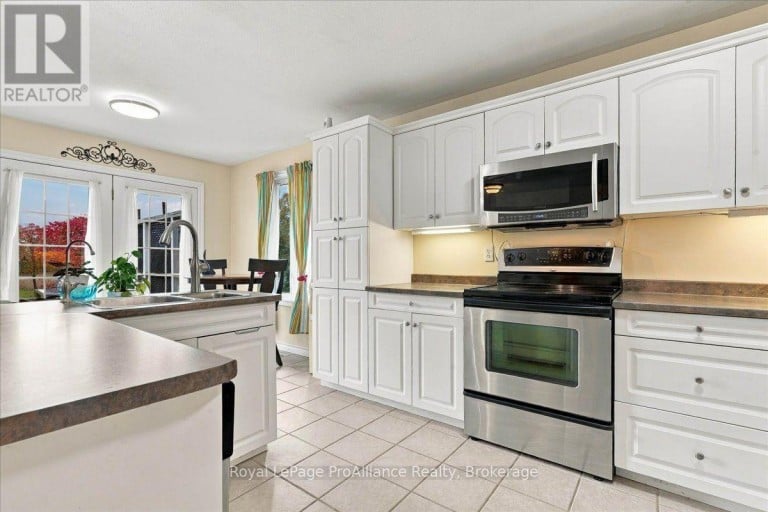 99 MCKENZIE STREET, Centre Hastings, Ontario, K0K2K0