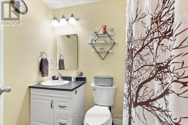 99 MCKENZIE STREET Centre Hastings Ontario photo 29