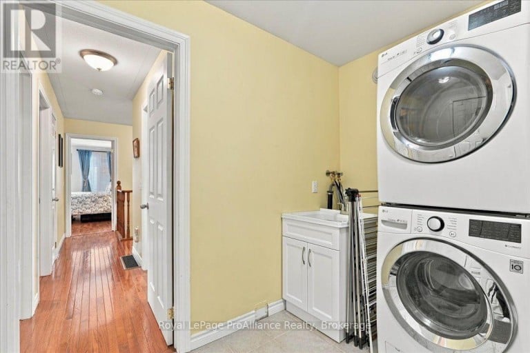99 MCKENZIE STREET, Centre Hastings, Ontario, K0K2K0