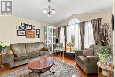 99 MCKENZIE STREET Centre Hastings Ontario photo 7