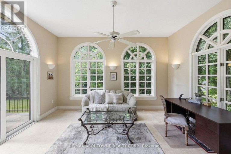 437 CAIRNCROFT ROAD, Oakville (MO Morrison), Ontario, L6J4N1