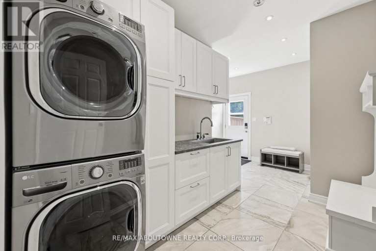 437 CAIRNCROFT ROAD, Oakville (MO Morrison), Ontario, L6J4N1