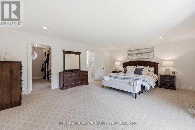 437 CAIRNCROFT ROAD Oakville (MO Morrison) Ontario photo 27