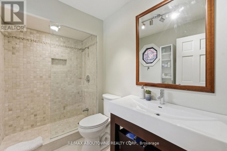 437 CAIRNCROFT ROAD, Oakville (MO Morrison), Ontario, L6J4N1