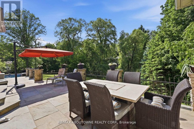 437 CAIRNCROFT ROAD, Oakville (MO Morrison), Ontario, L6J4N1