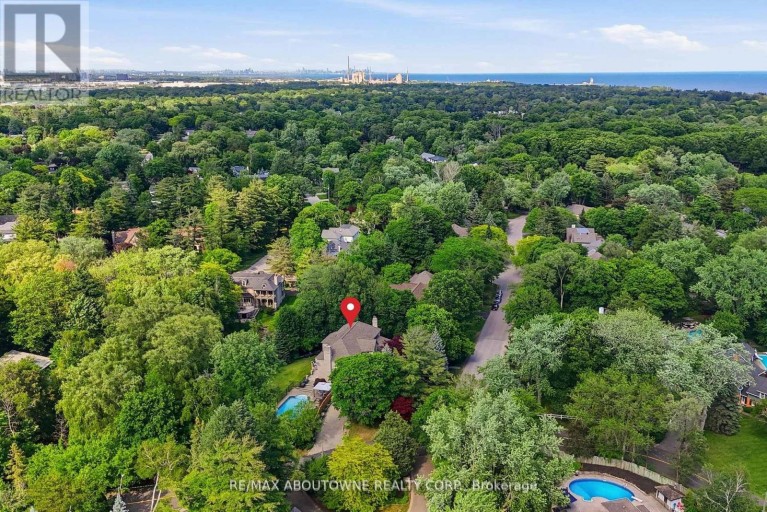 437 CAIRNCROFT ROAD, Oakville (MO Morrison), Ontario, L6J4N1