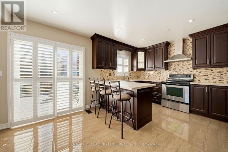 13 BOULDERBROOK DRIVE, Toronto (Rouge), Ontario, M1X2B9