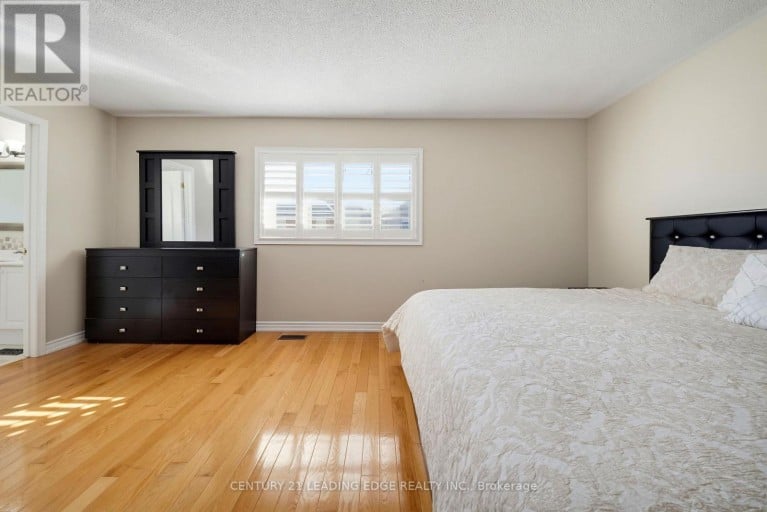 13 BOULDERBROOK DRIVE, Toronto (Rouge), Ontario, M1X2B9