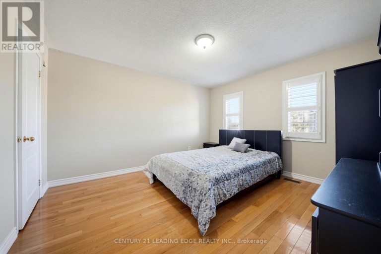 13 BOULDERBROOK DRIVE, Toronto (Rouge), Ontario, M1X2B9