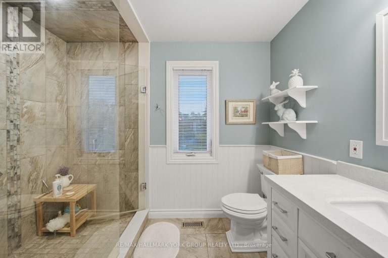 38 LANEWOOD DRIVE, Aurora (Hills of St Andrew), Ontario, L4G4T8
