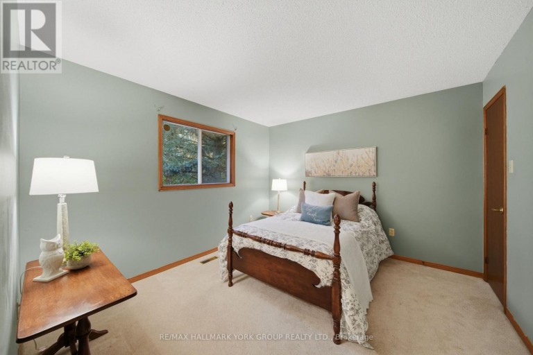 38 LANEWOOD DRIVE, Aurora (Hills of St Andrew), Ontario, L4G4T8