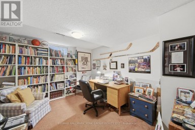 38 LANEWOOD DRIVE Aurora (Hills of St Andrew) Ontario photo 37