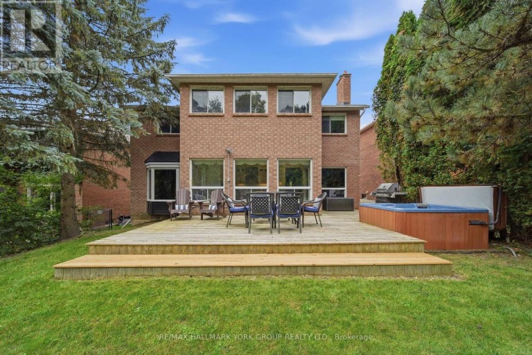 38 LANEWOOD DRIVE, Aurora (Hills of St Andrew), Ontario, L4G4T8