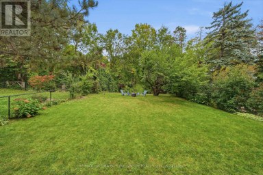 38 LANEWOOD DRIVE Aurora (Hills of St Andrew) Ontario photo 43