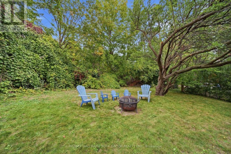 38 LANEWOOD DRIVE, Aurora (Hills of St Andrew), Ontario, L4G4T8