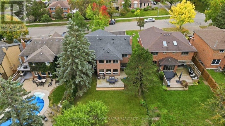 38 LANEWOOD DRIVE, Aurora (Hills of St Andrew), Ontario, L4G4T8