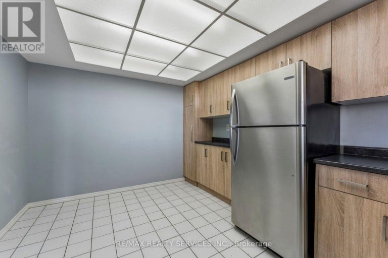 1206 - 330 MILL STREET S, Brampton (Brampton South), Ontario, L6Y3V3