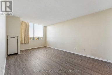 1206 - 330 MILL STREET S Brampton (Brampton South) Ontario photo 20