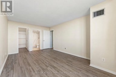 1206 - 330 MILL STREET S Brampton (Brampton South) Ontario photo 21