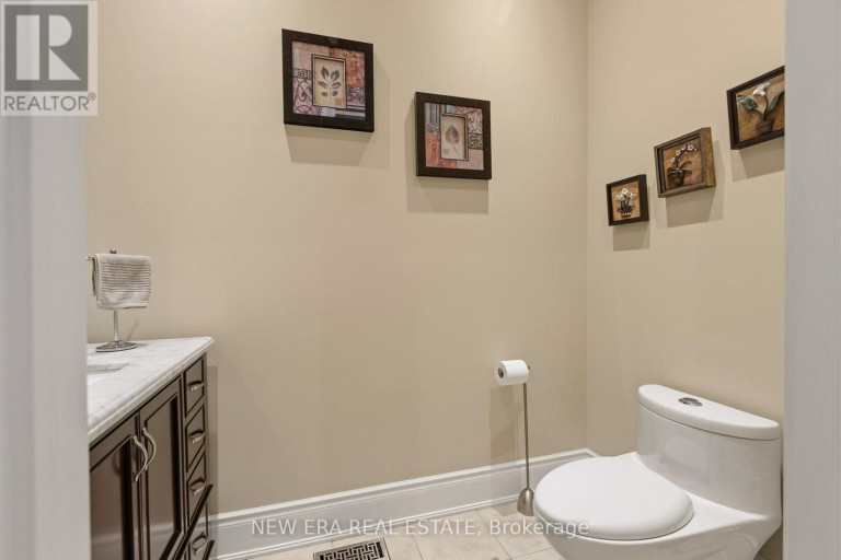 193 LADY NADIA DRIVE, Vaughan (Patterson), Ontario, L6A4E6