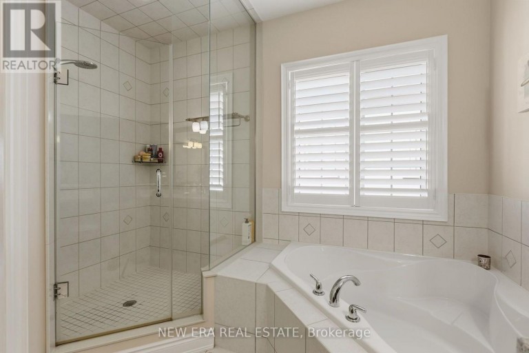 193 LADY NADIA DRIVE, Vaughan (Patterson), Ontario, L6A4E6