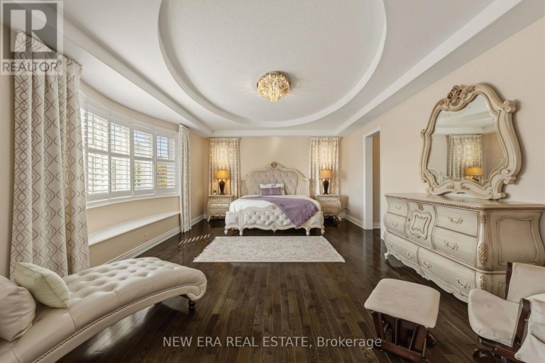 193 LADY NADIA DRIVE, Vaughan (Patterson), Ontario, L6A4E6