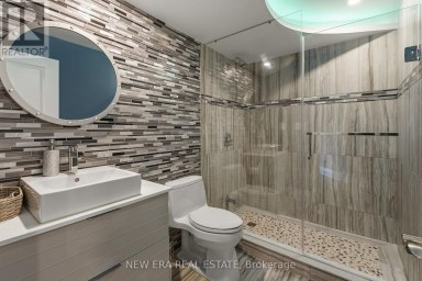 193 LADY NADIA DRIVE Vaughan (Patterson) Ontario photo 46