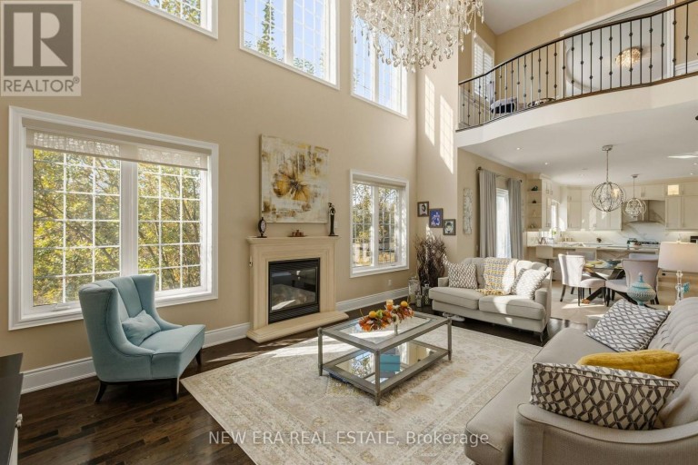 193 LADY NADIA DRIVE, Vaughan (Patterson), Ontario, L6A4E6