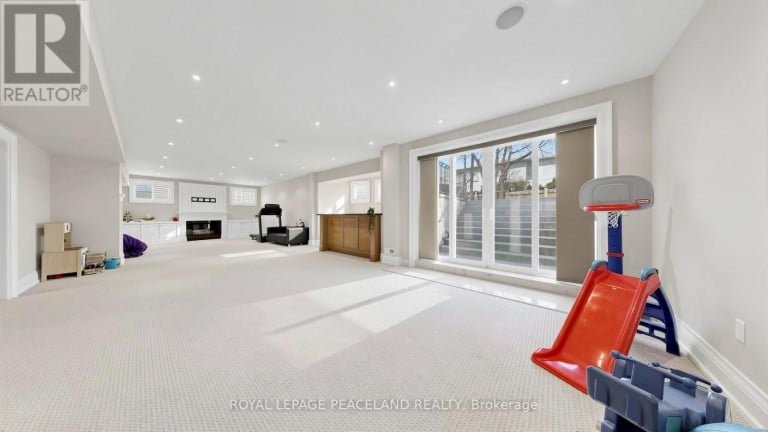 108 YORKMINSTER ROAD, Toronto (St. Andrew-Windfields), Ontario, M2P1M6