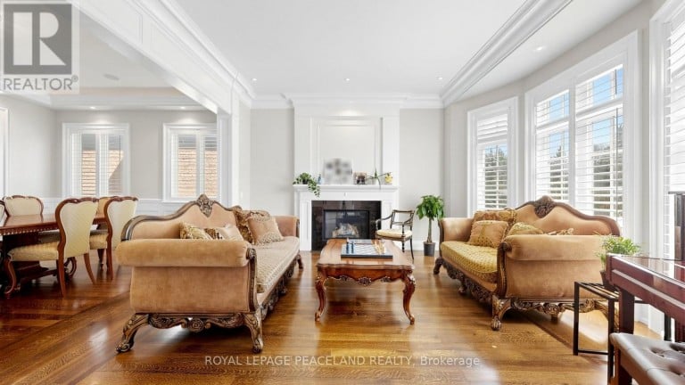 108 YORKMINSTER ROAD, Toronto (St. Andrew-Windfields), Ontario, M2P1M6