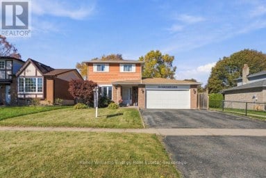 26 CARRUTHERS DRIVE Clarington (Bowmanville) Ontario photo 1