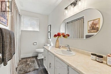 26 CARRUTHERS DRIVE Clarington (Bowmanville) Ontario photo 26