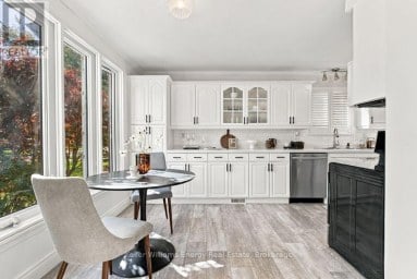 26 CARRUTHERS DRIVE Clarington (Bowmanville) Ontario photo 7
