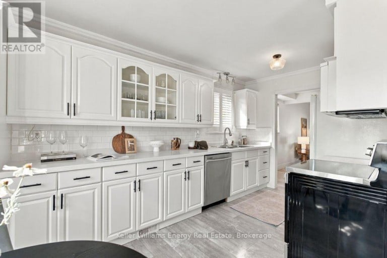 26 CARRUTHERS DRIVE, Clarington (Bowmanville), Ontario, L1C3S2