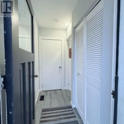31 COUNTRY CLUB DRIVE Hamilton (Vincent) Ontario photo 3